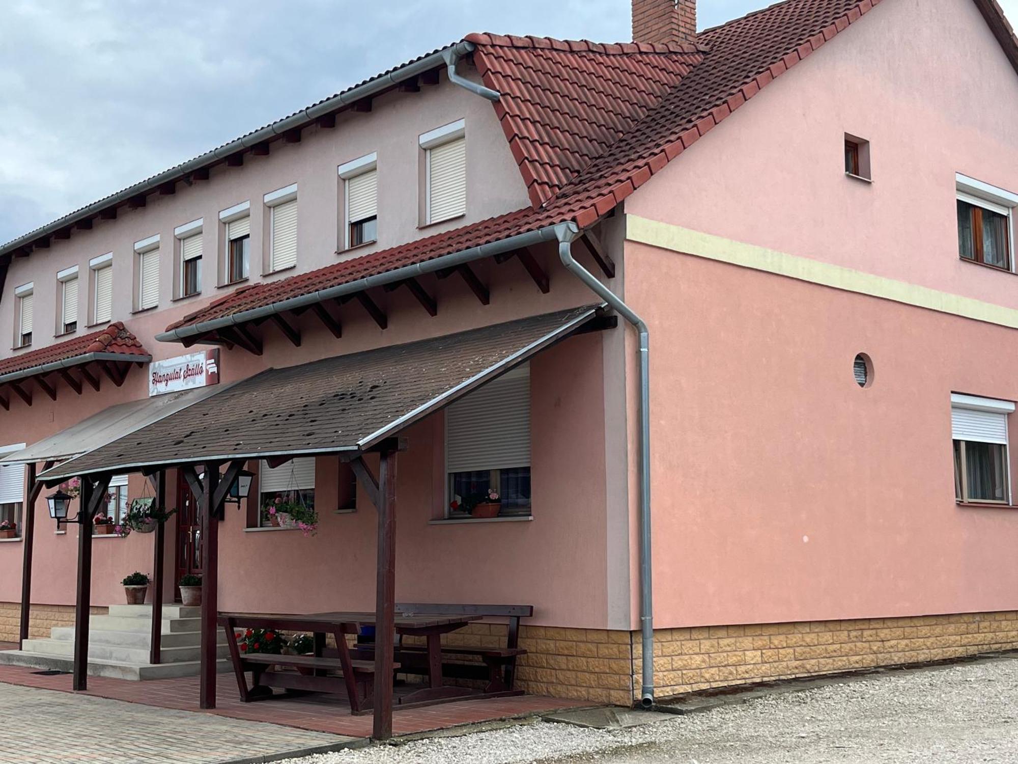 Hangulat Szallo Zalaszentbalazs Exterior foto